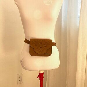 Roxy Fanny Pack / Cross Shoulder Bag